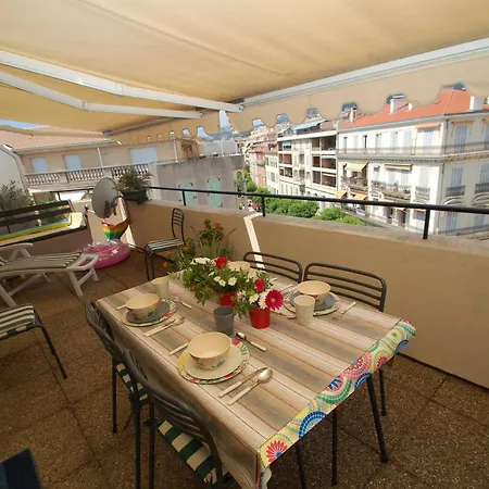 2p En Centre-ville De Avec Terrasse Et Parking - Fr-1-196-280 Apartment Menton
